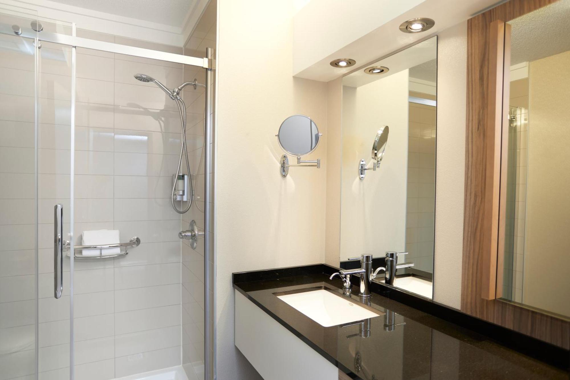 Double Room with Two Double Beds - Ground Floor