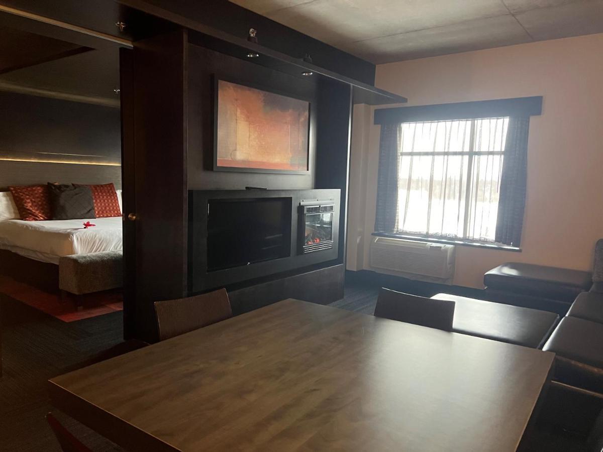 Presidential Suite,1498794919:JPEG