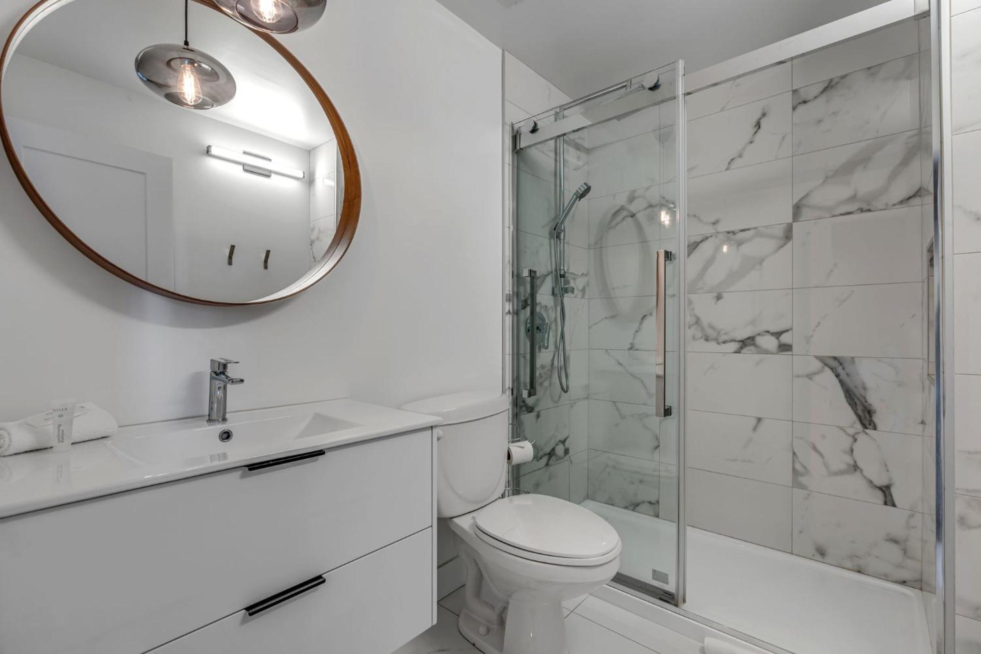 Superior King Suite
