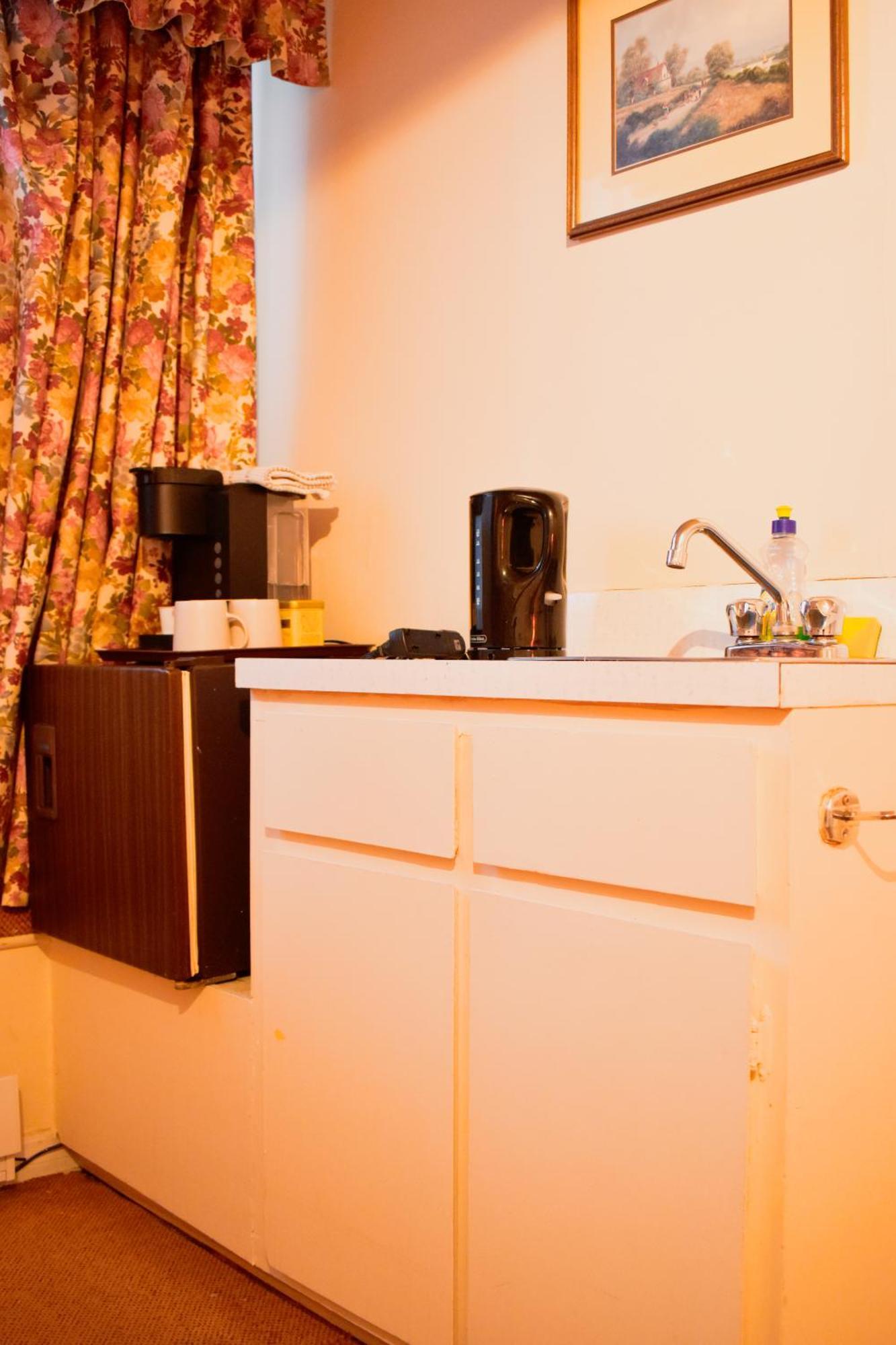 Economy Double Room Half Basement
