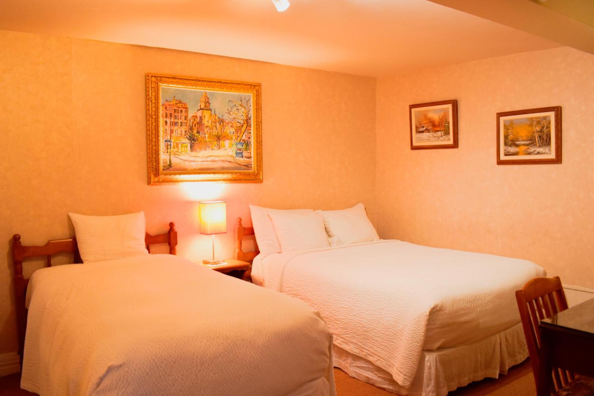Economy Double Room Half Basement