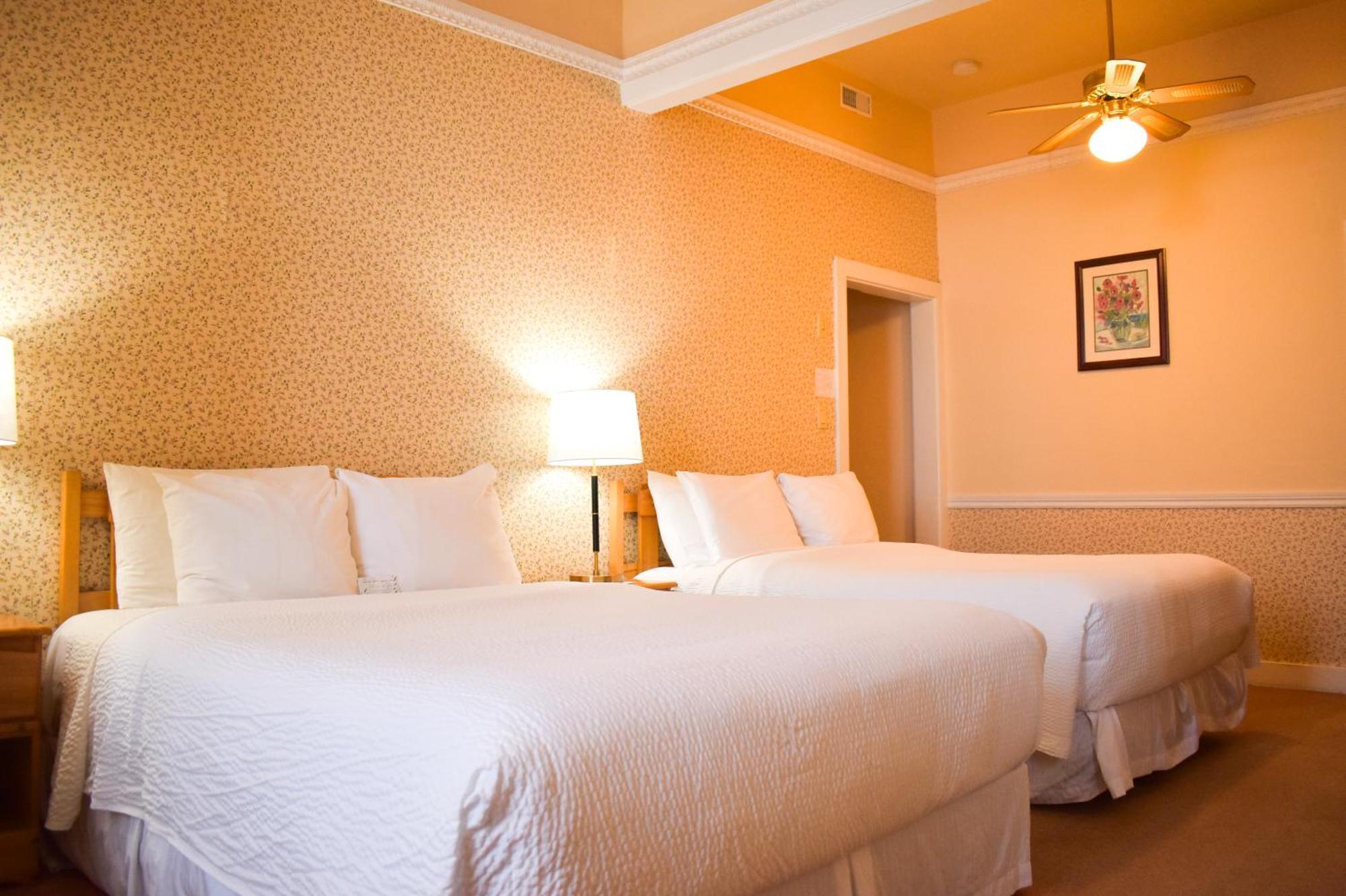 Double Room Two Double Beds Non-Smoking