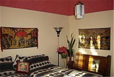 Twin Room with Shared Bathroom,1580491495:JPEG