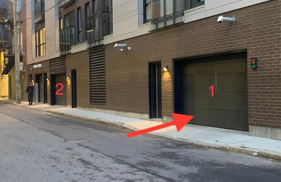 Joli Condo En Basse-Ville - Parking Gratuit 309357-1