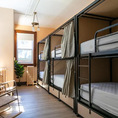Auberge Jeunesse Qbeds Hostel-2