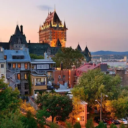 Initial / New Yorker / Centre-Ville De Quebec-3