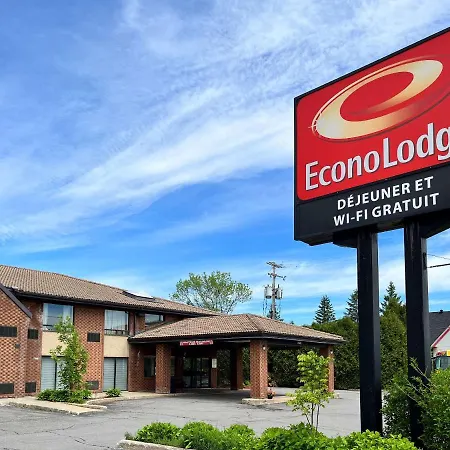 Econo Lodge Airport Quebec-3