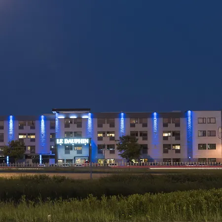 Hotel & Suites Le Dauphin Quebec-3