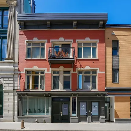 Le Gentleman // Downtown Spacious Condo-3